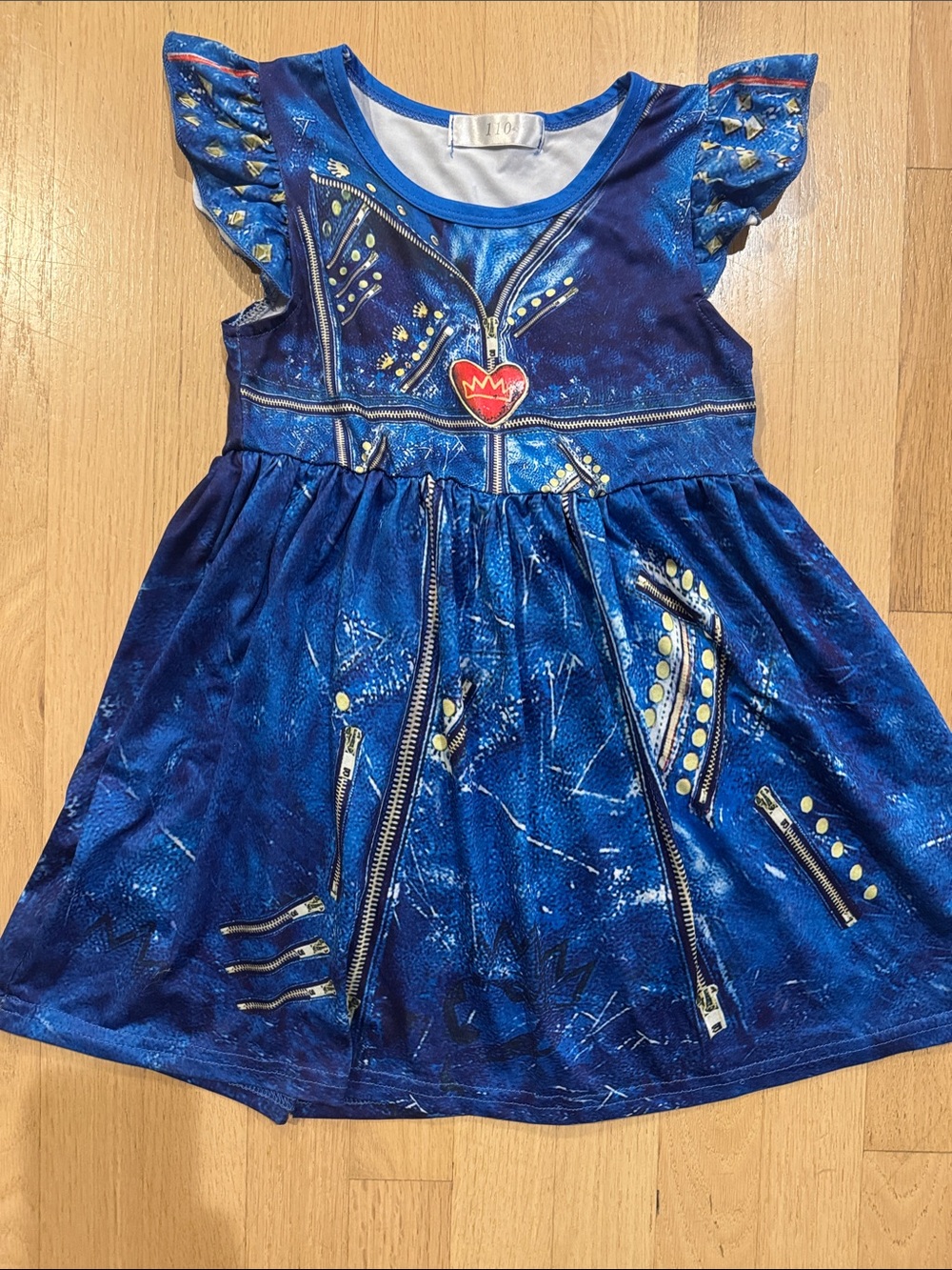 Evie Descendants Costume Dress — Size 4/5 (110)